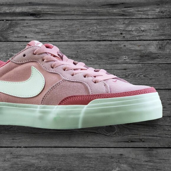 Nike SB Zoom Pogo Plus Unisex Shoes / Red Stardust (BRAND NEW) - Picture 3 of 4